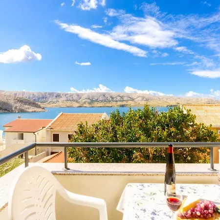 Reful Top Modern Facility With Large Terrace Or Balcony Metajna Exterior photo